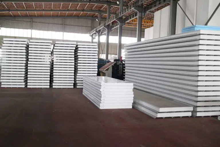 أسعار متر ساندويش بانل بمكة 2026: دليل شامل للمقاولين وأصحاب المشاريع